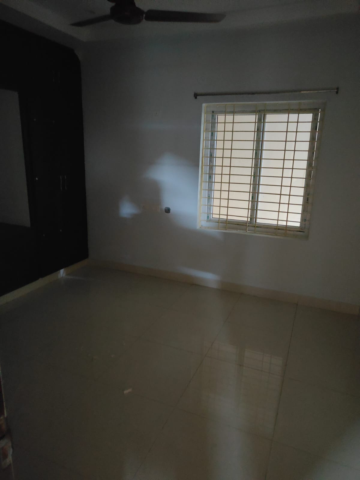 Additional Listing Image